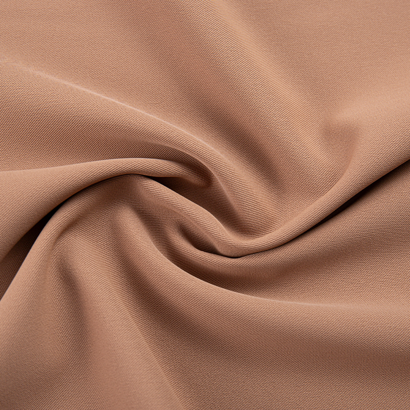 DS347 220GSM Světle hnědá Vysoce elastická matná tkanina šetrná k pokožce proti vráskám 3/1 šikmá polyesterová spandex strečová tkanina ve čtyřech směrech